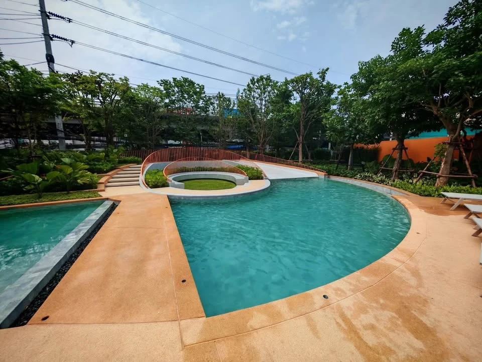 Down payment sale, Ideo Ramkhamhaeng - Lamsalee Station, One Bed Hybrid room, 32nd floor, very high, great breeze, must arrange.
