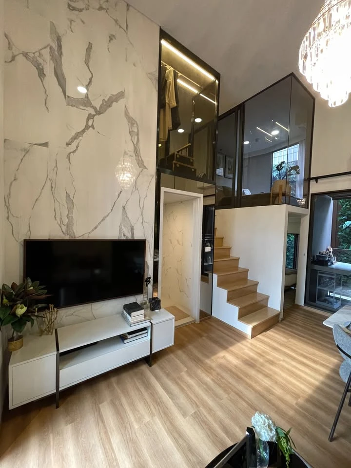 Condo for sale: Landmark at Kaset TSH Station, 6th floor, corner room, DOUBLE VOLUME, 4.15 m high ceiling. Reserve now!