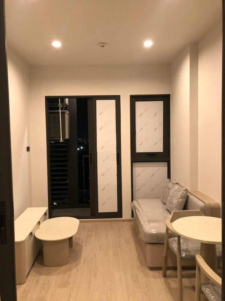 Condo for sale Reference Sathorn-Wongwian Yai, spacious room, comfortable living, comes with complete facilities, book now before you miss out++