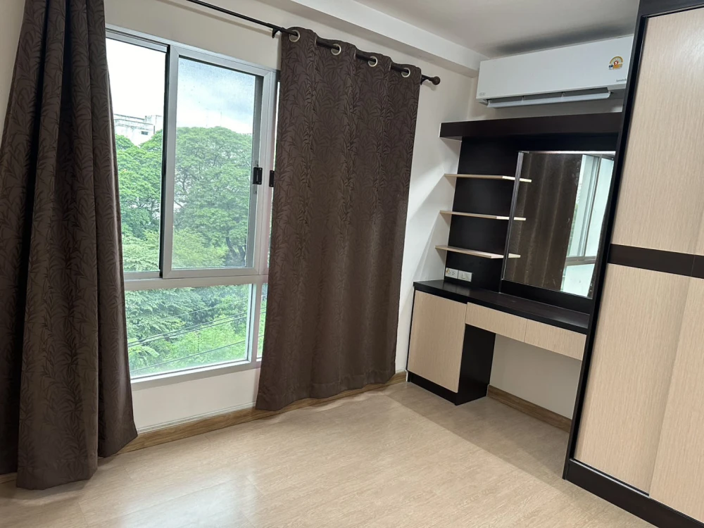 Urgent sale!! Saranville Condo @ Happyland Fully furnished, ready to move in, don't miss it!!