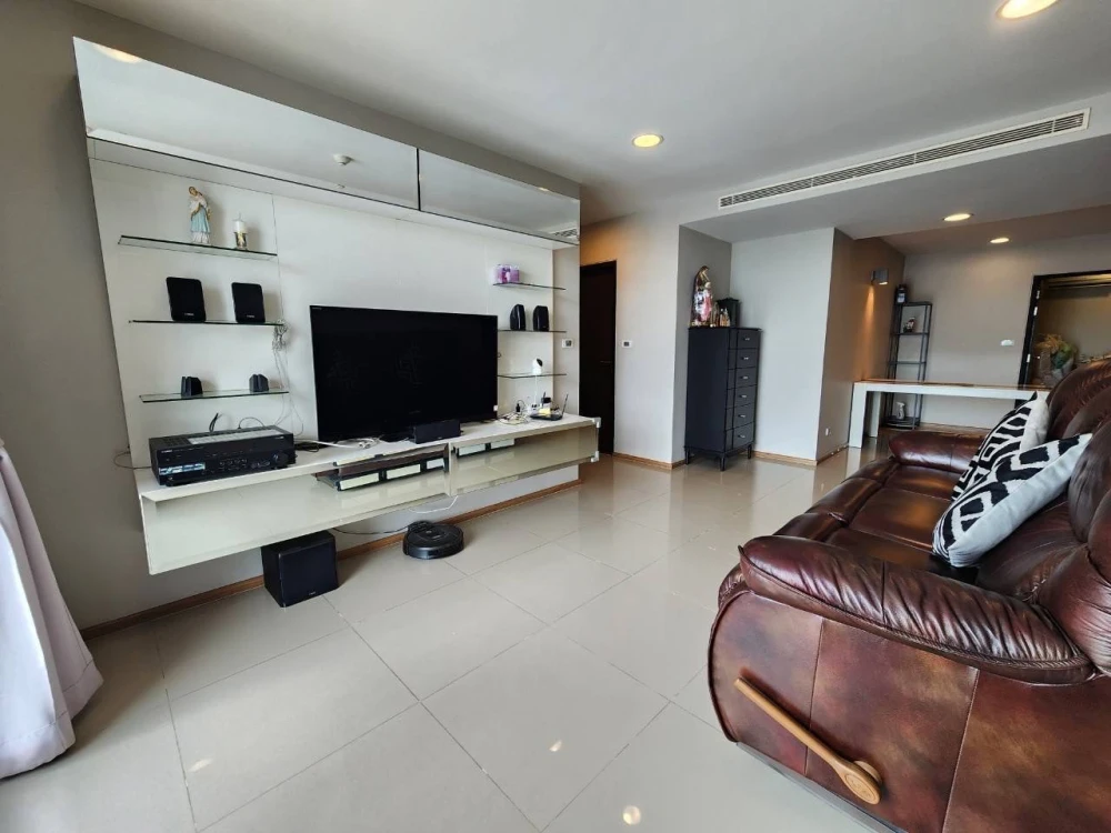Urgent sale!! Condo The Tempo Phahon Yothin 2, 7th floor, spacious, beautiful room, fully furnished, ready to move in. Reserve now!!