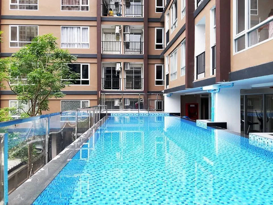 Urgent sale! A Plus 2 Rattanathibet condo. Well-partitioned rooms with separate zones. Best price! Buy now, don't miss this opportunity!