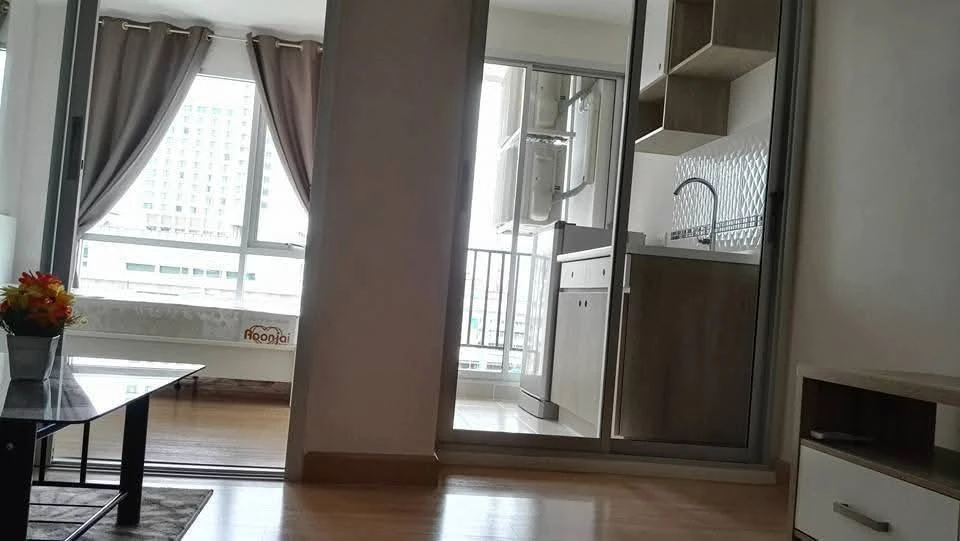 Urgent sale! A Plus 2 Rattanathibet condo. Well-partitioned rooms with separate zones. Best price! Buy now, don't miss this opportunity!