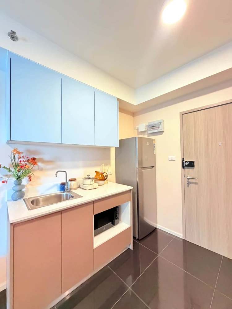 Urgent sale! A Space Mega II – beautifully furnished unit on the 14th floor with a great elevated view. Everything you need is right here; just bring