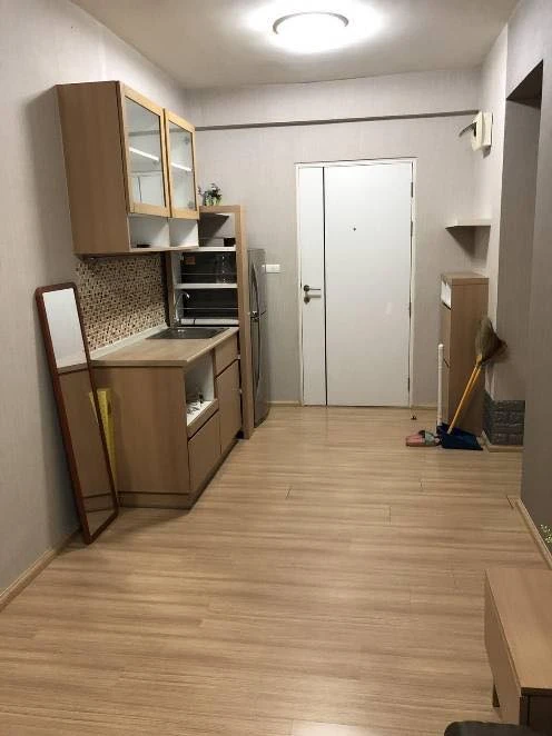 Urgent sale! A Space Play Ratchada-Sutthisarn. Spacious room, 2nd floor, pool view. Book now! Don't miss out!
