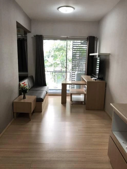 Urgent sale! A Space Play Ratchada-Sutthisarn. Spacious room, 2nd floor, pool view. Book now! Don't miss out!