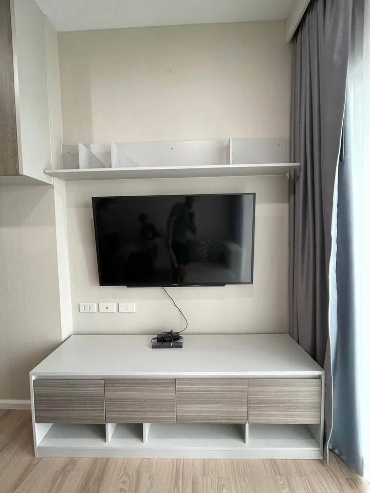 Urgent sale! Amber by Eastern Star, spacious room, lots of usable space. Come and reserve today. Don't miss out!