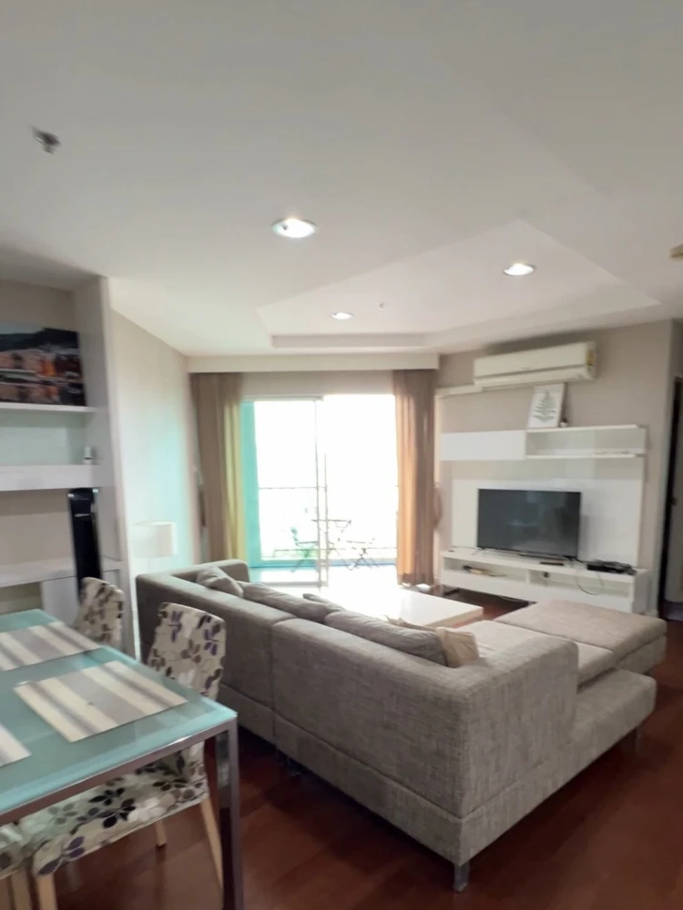 Urgent sale! Belle Grand Rama 9, large room, plenty of usable space. Come and own it today. Don't miss out!