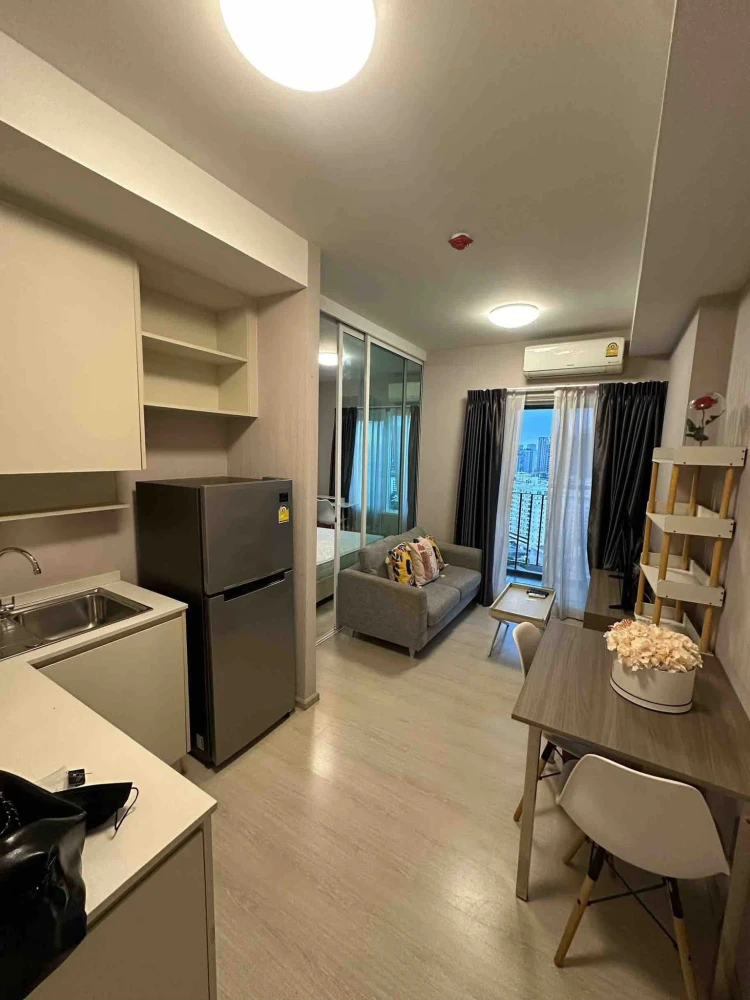 Urgent sale! Chapter One Eco Ratchada-Huai Khwang, ready-to-move-in unit with complete amenities. Buy now, don't delay!