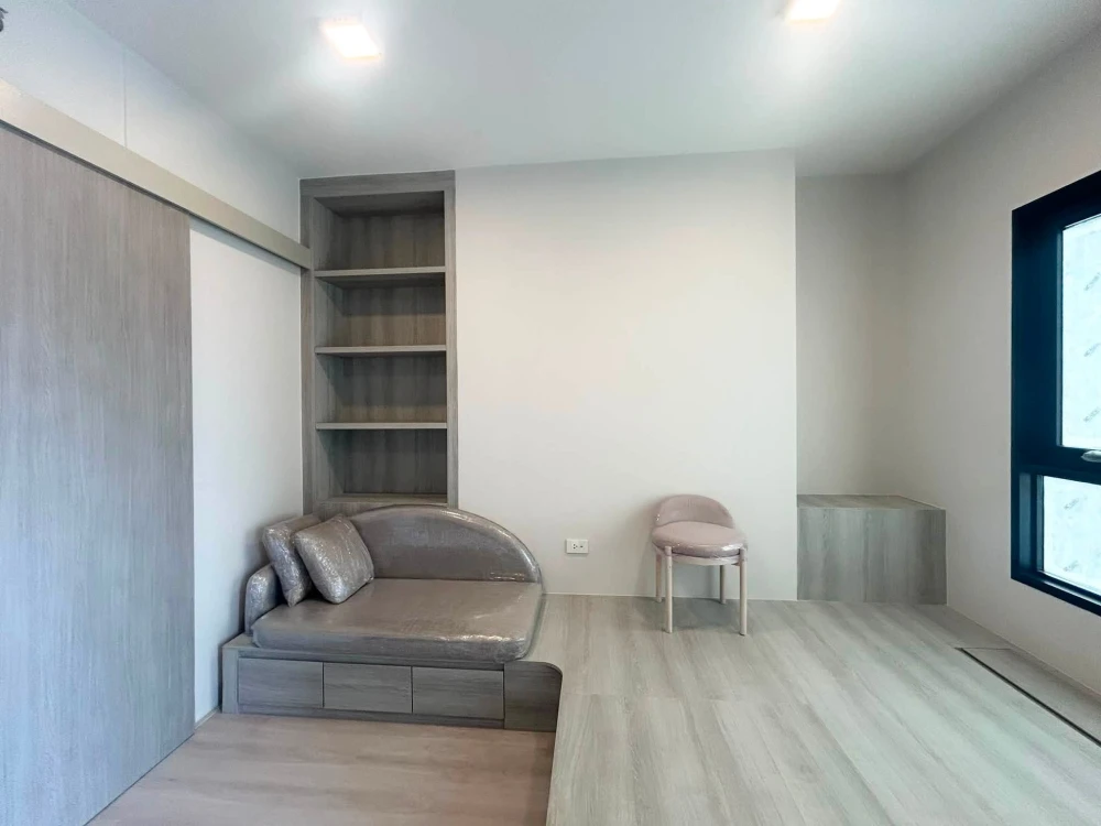 Urgent sale! COBE Ratchada-Rama9, studio unit, 10th floor. Great height, great price! Book yours today! Don't wait!