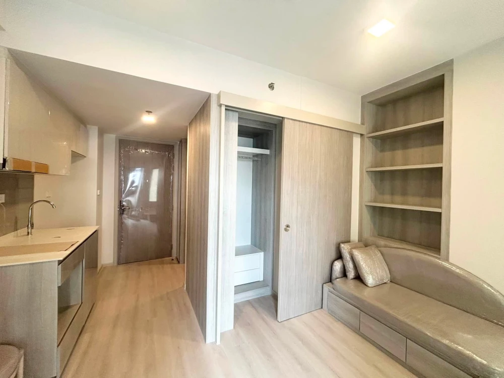 Urgent sale! COBE Ratchada-Rama9, studio unit, 10th floor. Great height, great price! Book yours today! Don't wait!