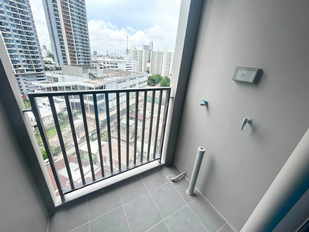 Urgent sale! COBE Ratchada-Rama9, studio unit, 10th floor. Great height, great price! Book yours today! Don't wait!