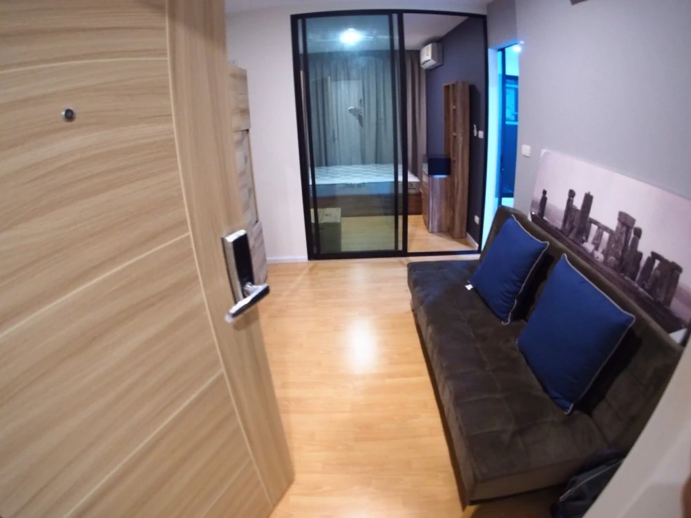 Urgent sale! D Mura Ratchayothin. Partitioned unit with clear zone divisions. Great value! Own it today!