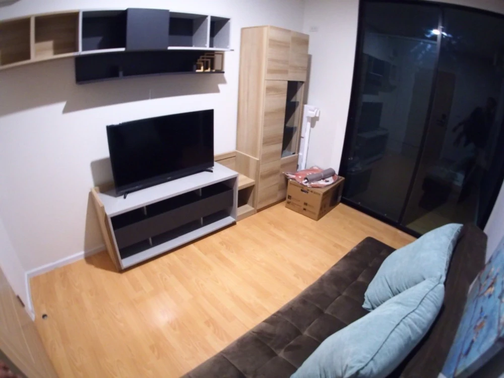 Urgent sale! D Mura Ratchayothin. Partitioned unit with clear zone divisions. Great value! Own it today!