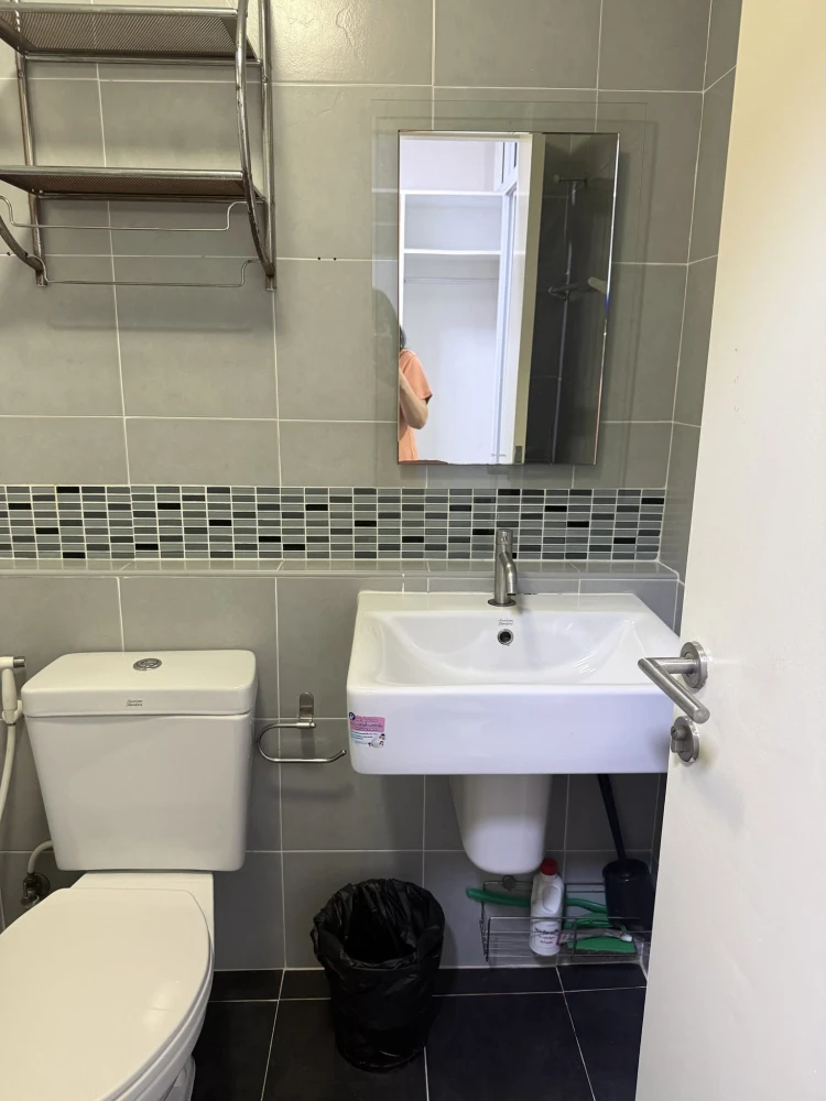 Urgent sale! Dcondo Sukhumvit 109. Spacious rooms with ample usable space. Convenient and complete amenities all in one place. Come and reserve yours