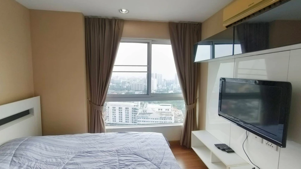 Urgent sale! rent Diamond Ratchada, corner unit, private, 20th floor with high-floor view. Own it today!