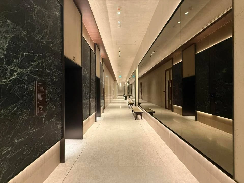 Urgent Sale Dusit Central Park 2 bedrooms, 2 bathrooms, panoramic city view, 5-star amenities, book now!