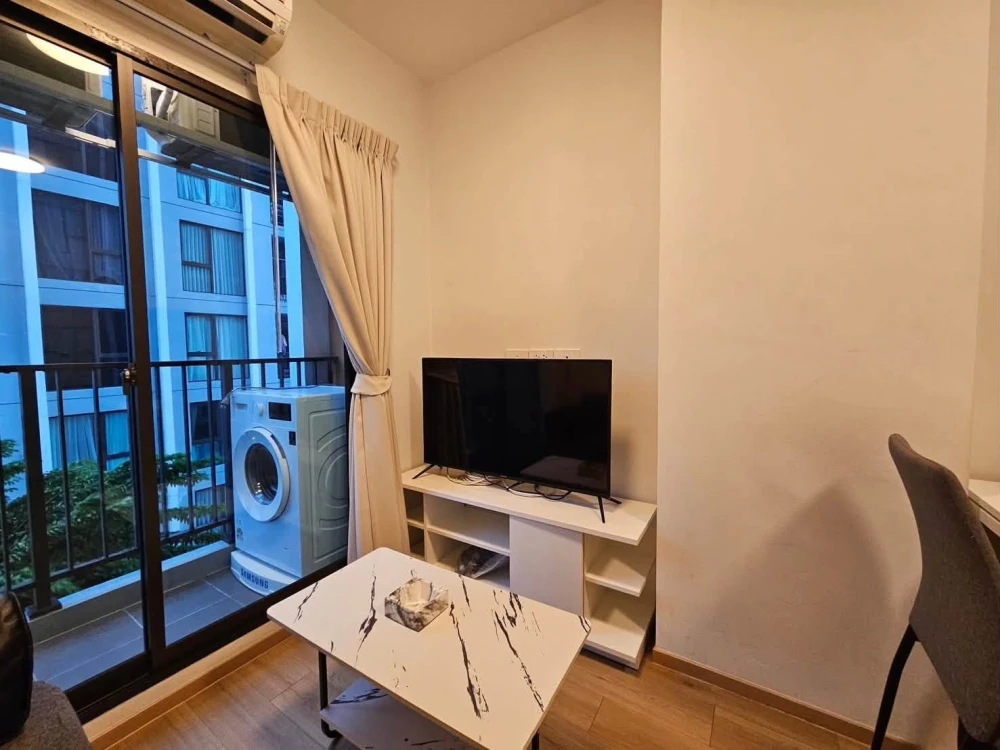 Urgent sale! Feel Condo Ladprao 122, ready to move in, complete amenities, great price. Buy now!