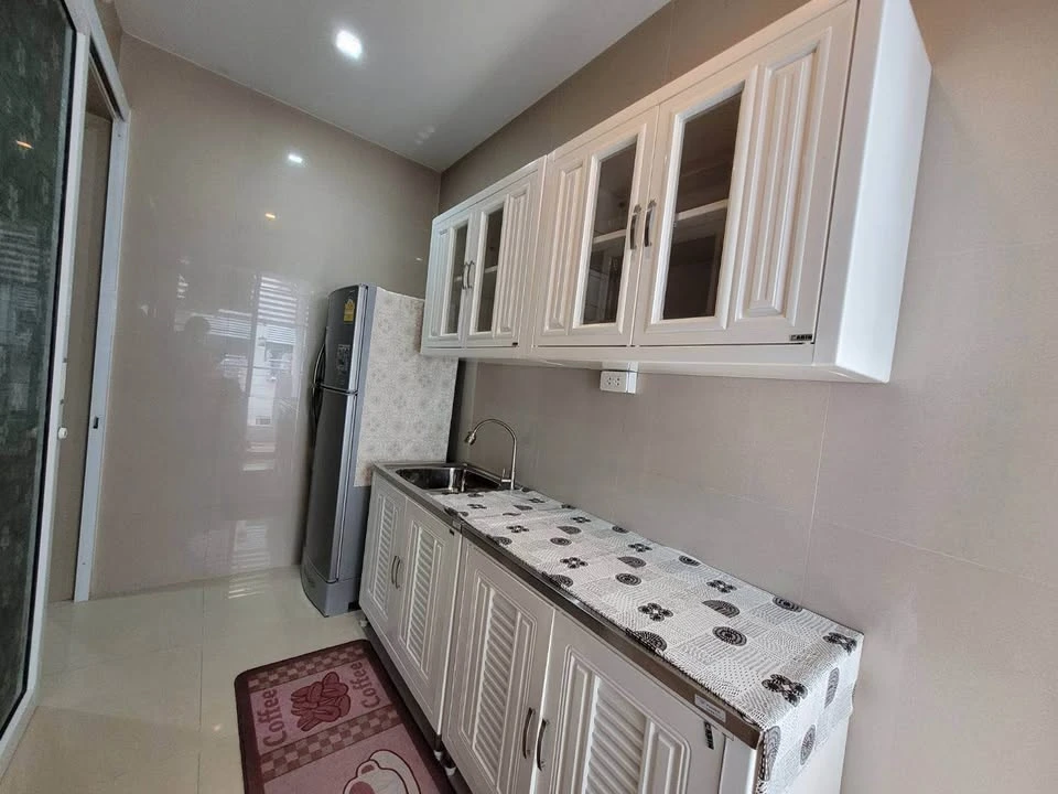 Urgent sale: Happy condo ladprao101, spacious room, lots of usable space, reasonable price, hurry and reserve.