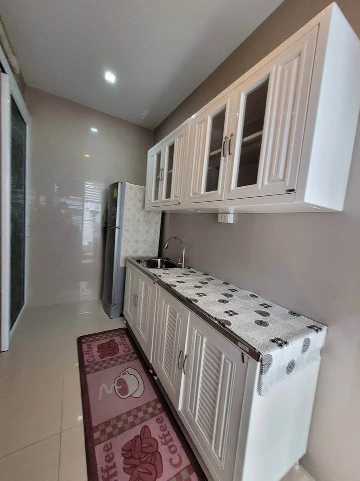 Urgent sale: Happy condo ladprao101, spacious room, lots of usable space, reasonable price, hurry and reserve.
