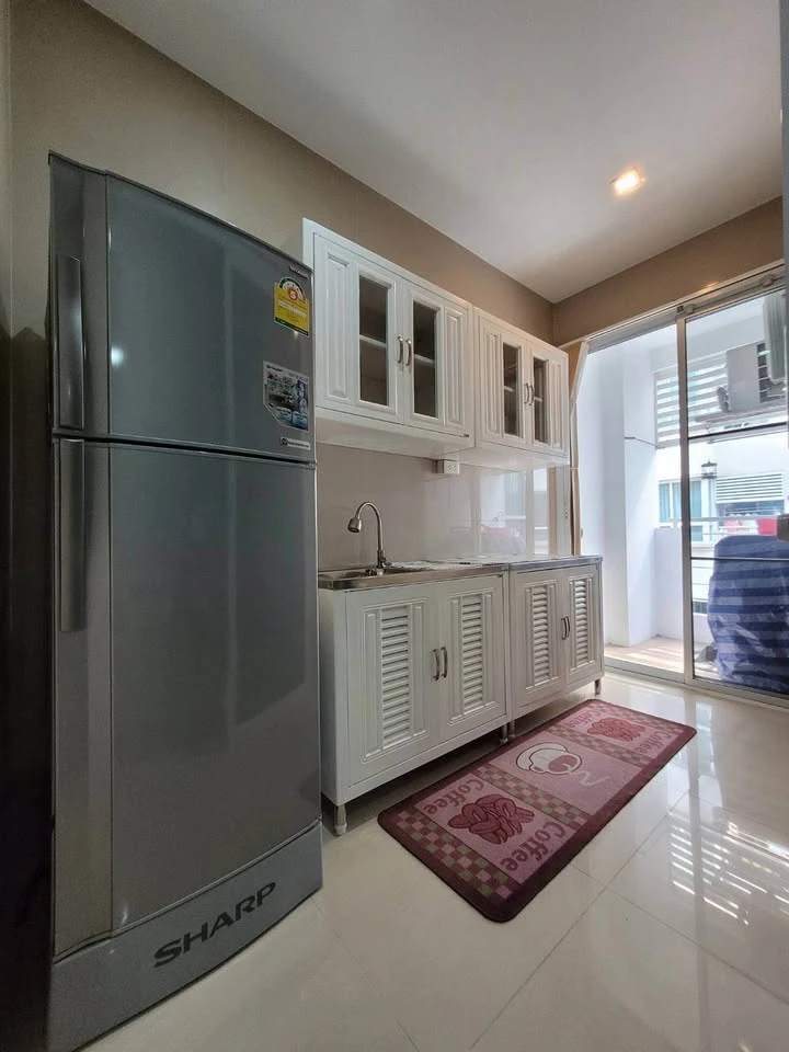 Urgent sale: Happy condo ladprao101, spacious room, lots of usable space, reasonable price, hurry and reserve.