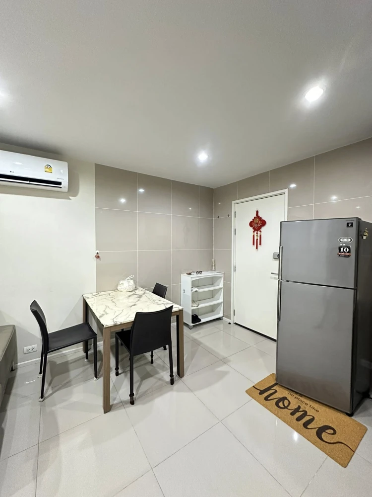 Urgent sale! Happy Condo Ladprao 101, spacious corner unit with excellent layout. Convenient and complete amenities. Buy now!