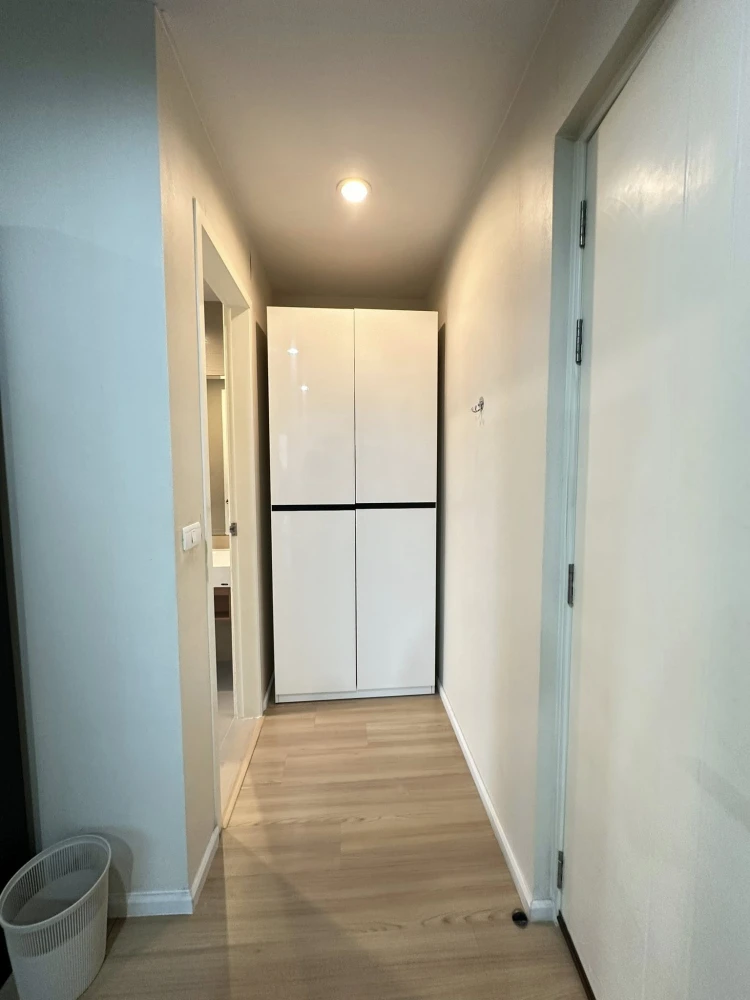 Urgent sale! Happy Condo Ladprao 101, spacious corner unit with excellent layout. Convenient and complete amenities. Buy now!