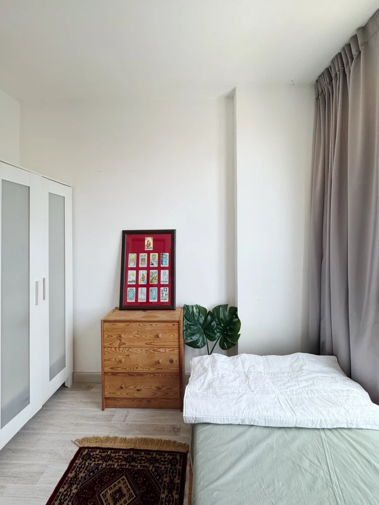 Urgent sale! IDEO MOBI SUKHUMWIT. Spacious room, plenty of usable space, reasonable price. Come and own it today. Don't delay!
