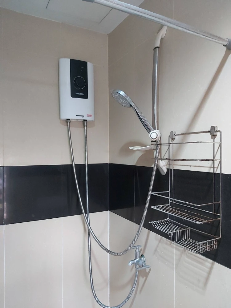 Urgent sale! Iris Avenue Onnuch – Wongwan, corner unit, private, affordable price. Book now, don't miss out!