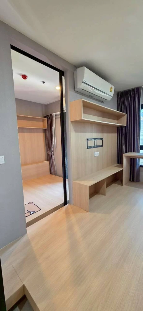 Urgent sale! Life Asoke, 32nd floor, rare view, beautifully decorated, fully built-in, ready to move in. Come and reserve it now! Don't miss out!