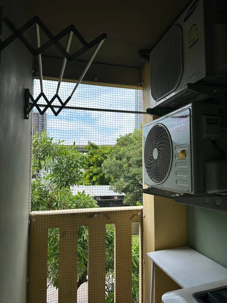 Urgent sale! Lumpini Condo Town Rattanathibet, ready to move in, 2nd floor, BTS view, corner unit for privacy. Book now!