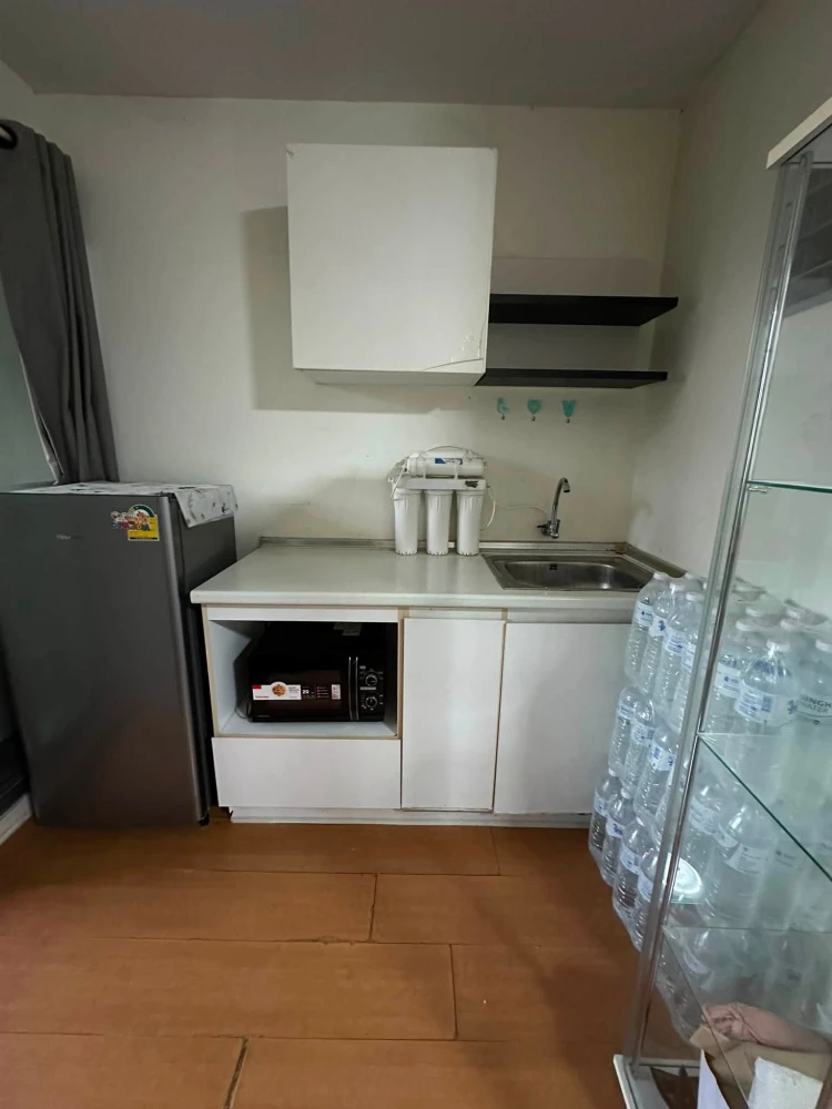 Urgent sale! Lumpini Condo Town Rattanathibet, ready to move in, 2nd floor, BTS view, corner unit for privacy. Book now!