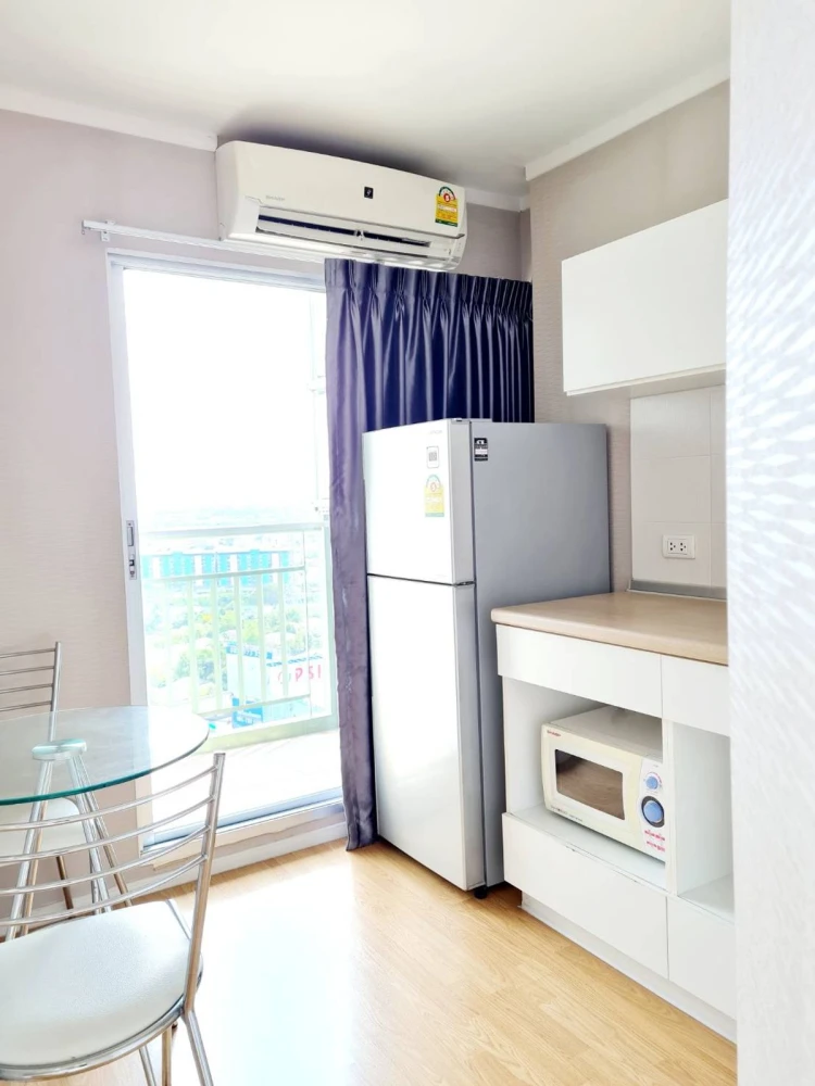 Urgent sale! Lumpini Place Srinakarin-Huamak Station, 21st floor, high view. Hurry and reserve now. Don't miss out!