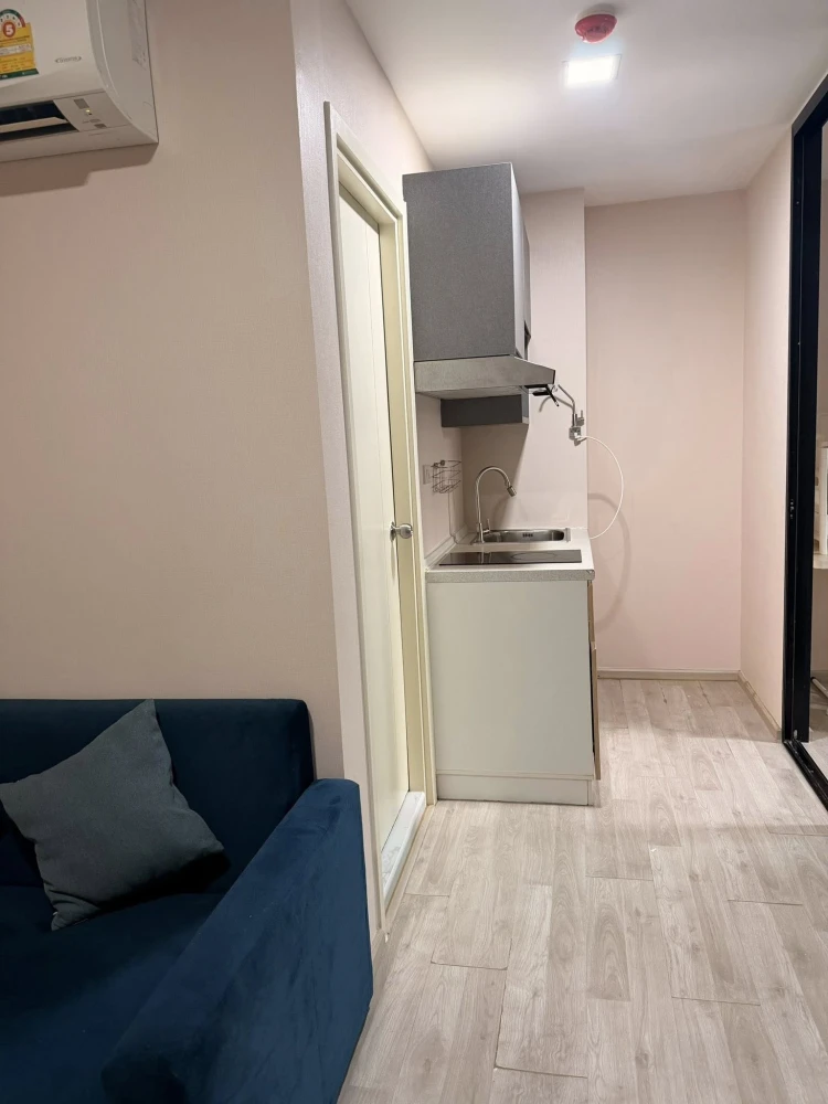 Urgent sale! Maxxi Condo Phaholyothin 34. Spacious rooms with ample usable space. Special price available. Book now!