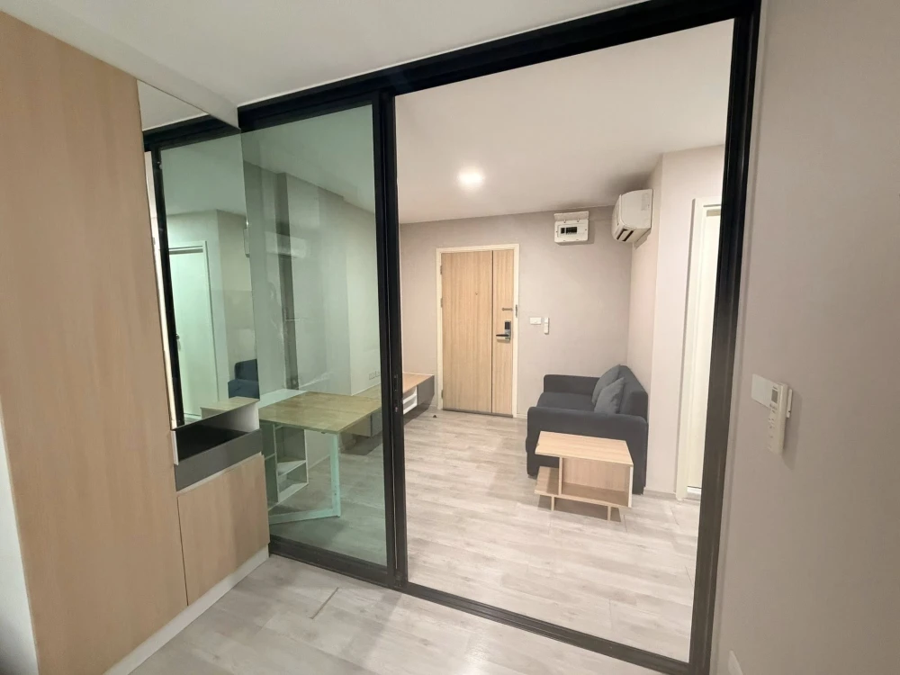 Urgent sale! Maxxi Condo Phaholyothin 34. Spacious rooms with ample usable space. Special price available. Book now!