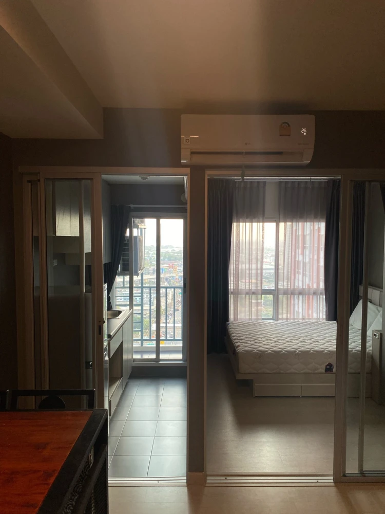 Urgent sale: Niche id @ Pakkret Station, ready to move in, 25th floor, river view, good price, buy now, don't wait.