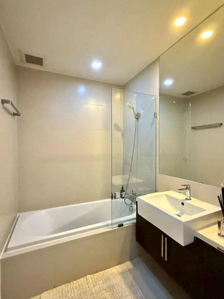 Urgent sale! Noble Solo Condo. Large, comfortable unit with efficient use of space. Everything you need is here. Own it today!