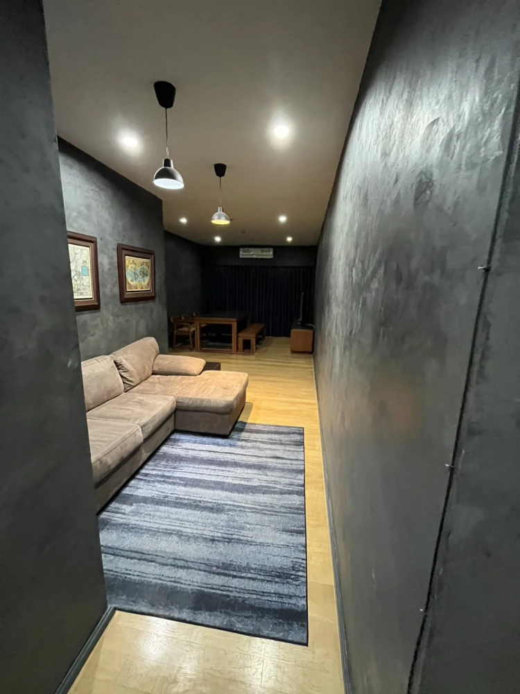 Urgent sale: Noble Solo Thonglor! Luxury condo in the heart of lifestyle, convenient transportation. Don't miss it!