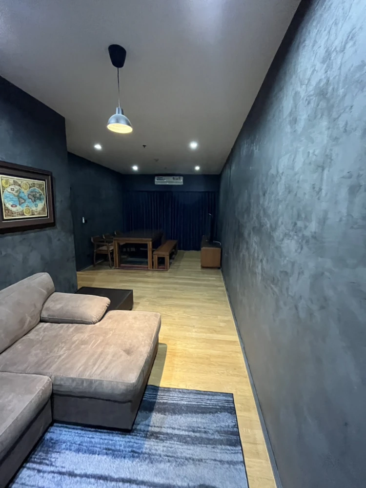 Urgent sale: Noble Solo Thonglor! Luxury condo in the heart of lifestyle, convenient transportation. Don't miss it!