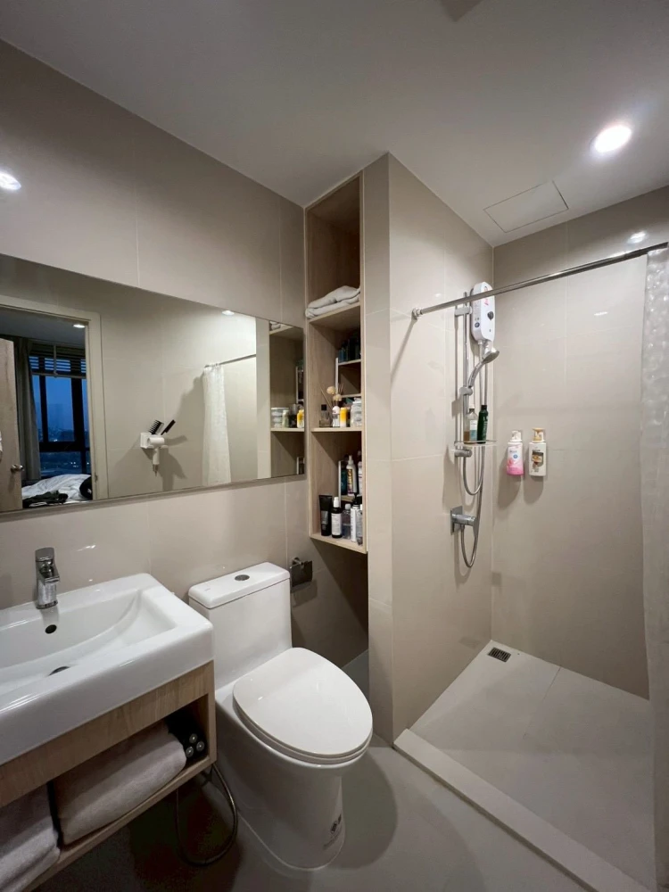 Urgent sale! Nue Noble Srinakarin-Lasalle, 29th floor, north facing, fully furnished, ready to move in, complete with amenities. Hurry and reserve now