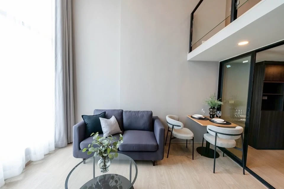 Urgent sale! Origin Plug & Play Ramintra, a nice room on the 10th floor, just the right height, great price. Come and own it today!