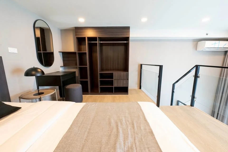 Urgent sale! Origin Plug & Play Ramintra, a nice room on the 10th floor, just the right height, great price. Come and own it today!