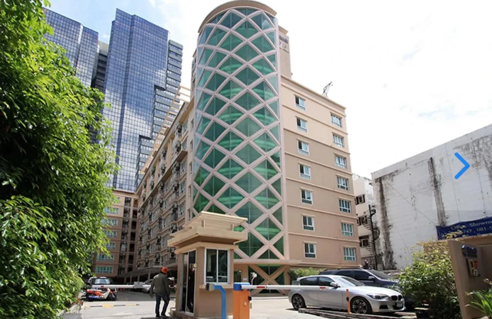 Urgent sale: PG RAMA 9 Condominium, ready to move in, complete facilities, must come and reserve now.