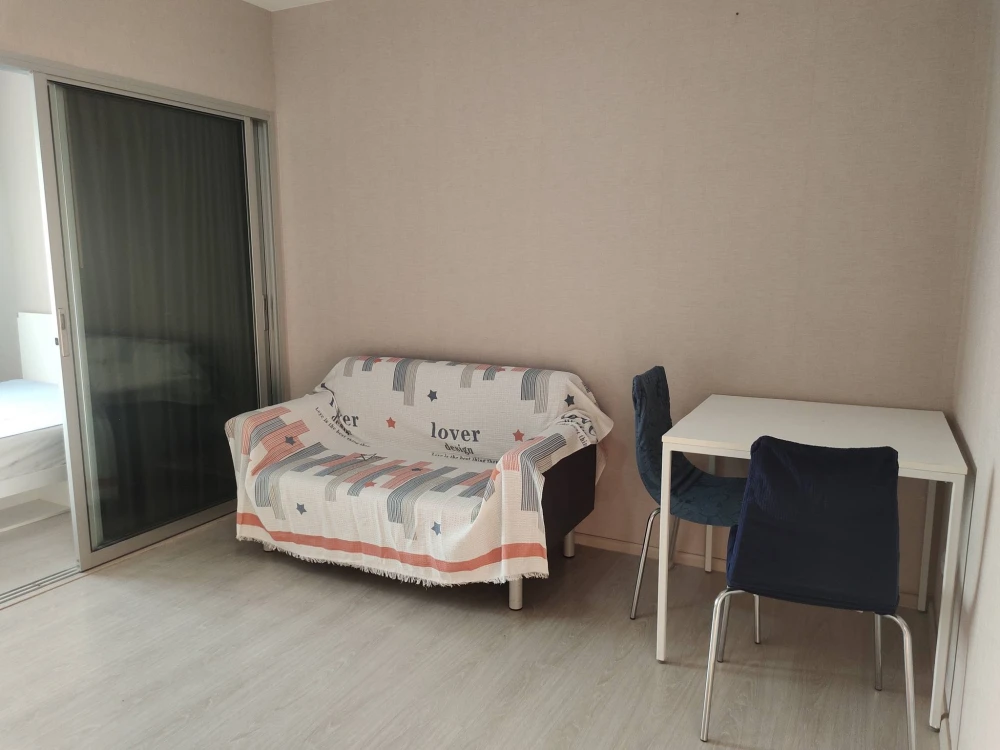 Urgent sale! Plum Condo Extra Rama 2, ready to move in. Partitioned and well-divided into zones. Buy now!