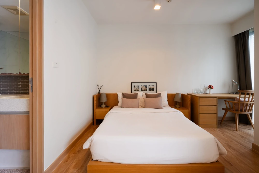 Urgent sale, Siamese Gioia (Sukhumvit Soi 31), beautiful and comfortable unit with stunning pool view.