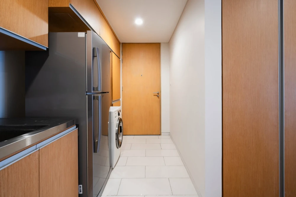 Urgent sale, Siamese Gioia (Sukhumvit Soi 31), beautiful and comfortable unit with stunning pool view.