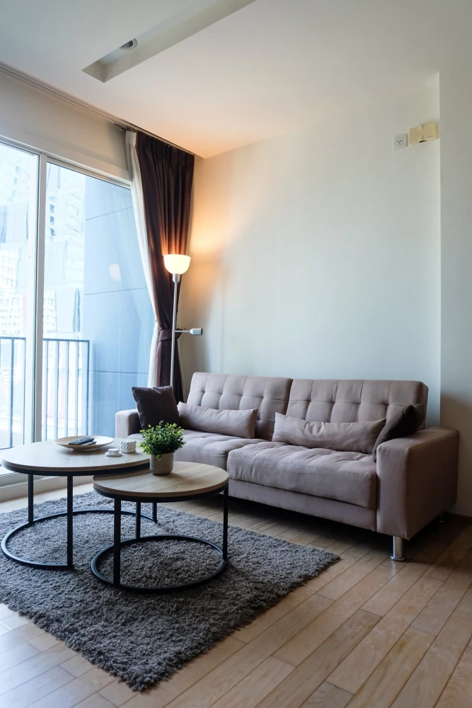 Urgent sale! Siri @ Sukhumvit. Large, comfortable rooms with efficient use of space. Affordable prices. Own yours today!