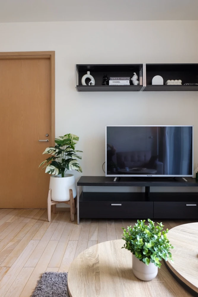 Urgent sale! Siri @ Sukhumvit. Large, comfortable rooms with efficient use of space. Affordable prices. Own yours today!
