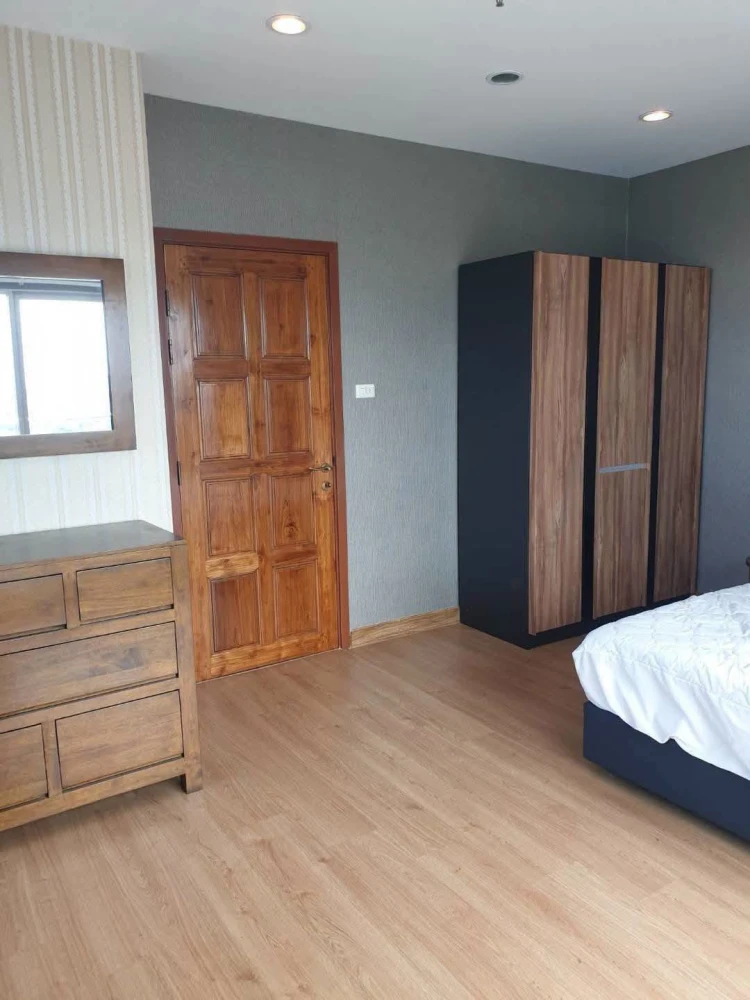 Urgent sale! Supalai Vista Tiwanon Intersection – a spacious, comfortable unit offering great value. Book now!