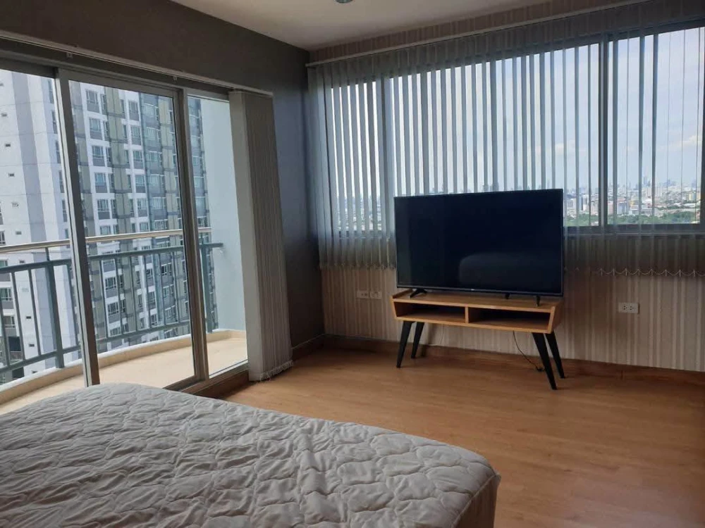 Urgent sale! Supalai Vista Tiwanon Intersection – a spacious, comfortable unit offering great value. Book now!